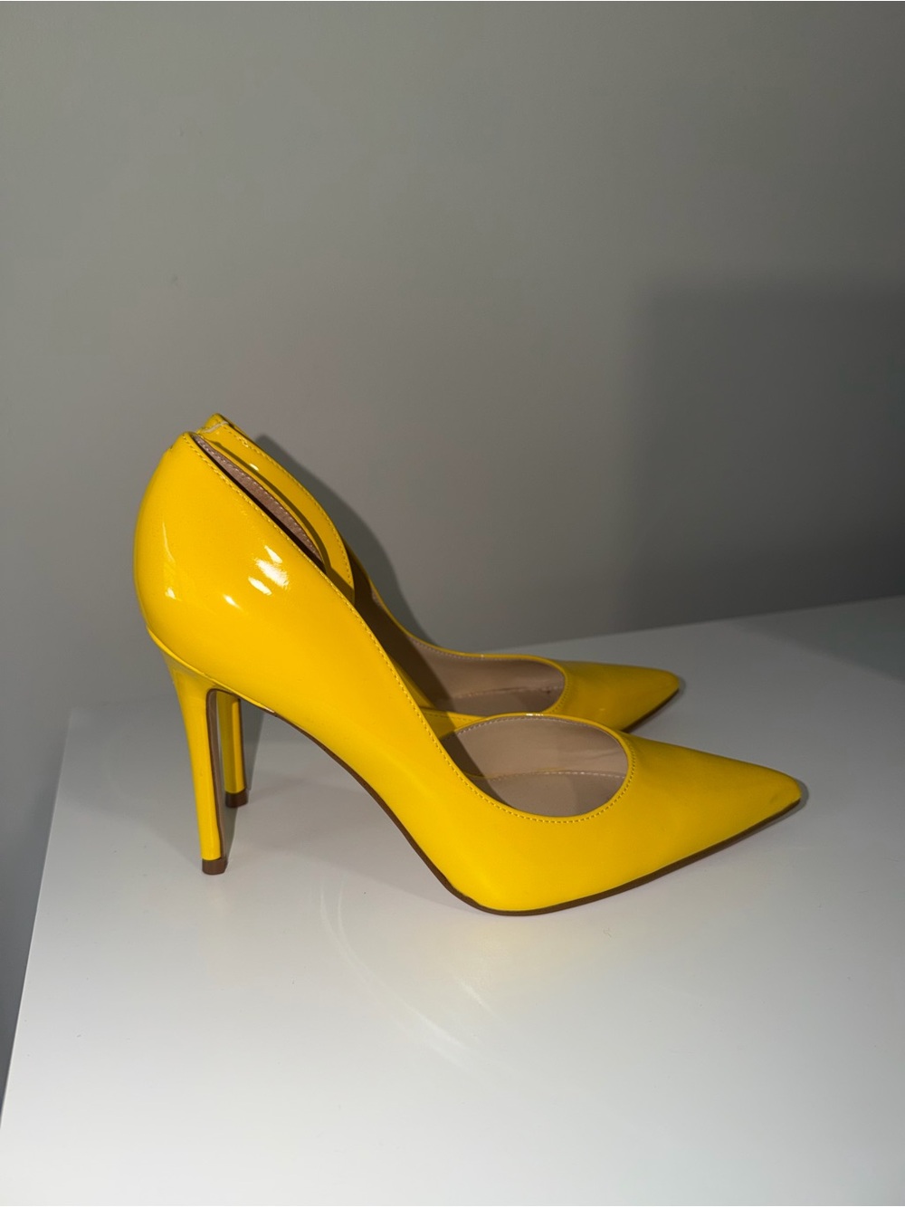 Nine West Bright Yellow Pointed-Toe Patent Pumps - Picture 3 of 7